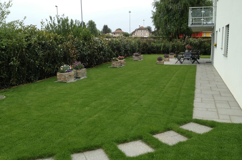 Superbe aménagement paysager réalisé par Easy Garden dans le Hainaut